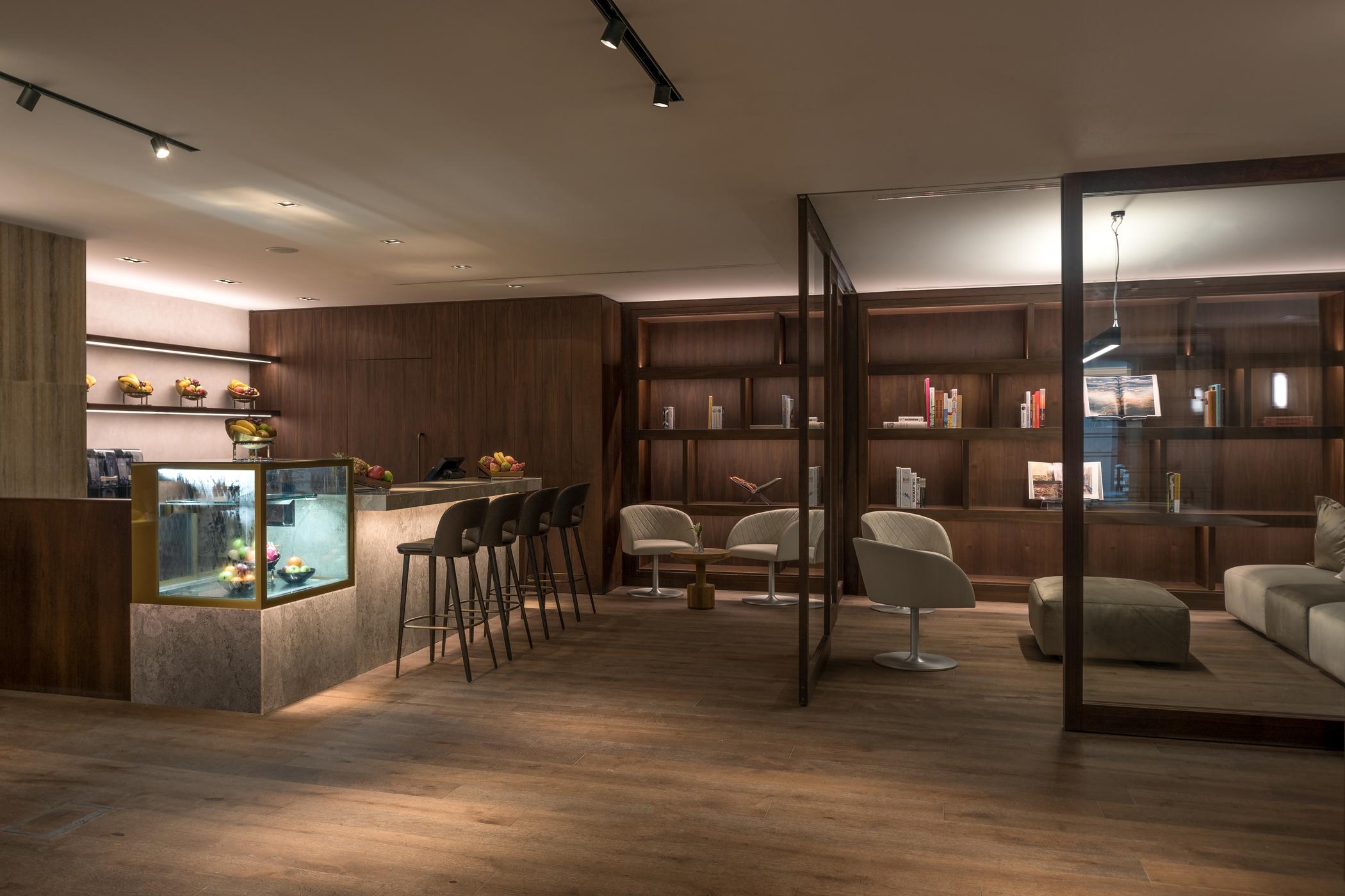 Amara - Sea Your Only View™ Limassol Exterior photo The lounge at the airport